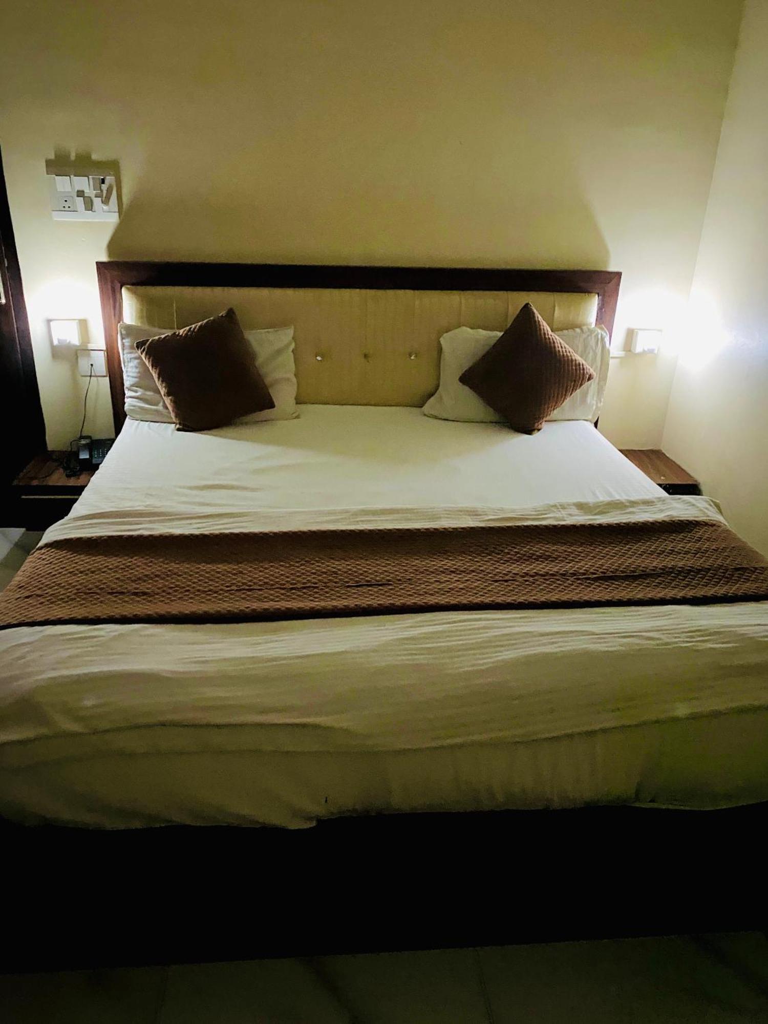 Hotel Mock Orange ชัยปุระ ภายนอก รูปภาพ